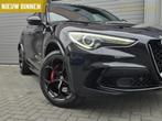 Alfa Romeo Stelvio 2.9 V6 AWD Quadrifoglio 511PK/Pano/Harman, Automaat, Gebruikt, 510 pk, Met garantie (alle)