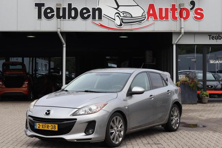 Mazda 3 1.6 CiTD Navigator Koppakking is lek, motor loopt we, Auto diversen, Schadeauto's, Mazda, Handgeschakeld, Diesel, Hatchback