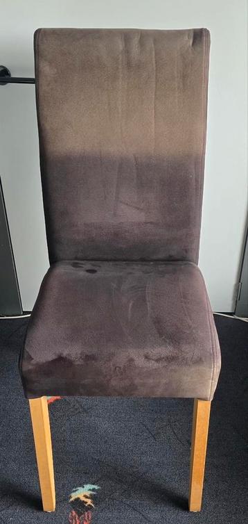 Stoelen 4x beschikbaar voor biedingen