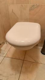 Villeroy en Boch wandcloset met toiletbril, Ophalen, Zo goed als nieuw, Toilet