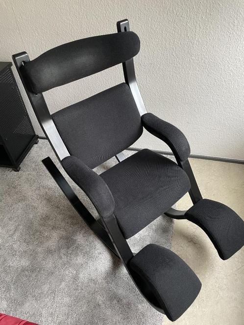 Stokke (Variér) Gravity Balans - Black, Huis en Inrichting, Fauteuils, Gebruikt, Hout, Stof, 50 tot 75 cm, 125 tot 150 cm, Ophalen of Verzenden