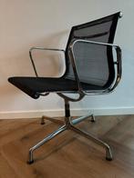 EAMES EA108 STOEL ZWART NETWEAVE ALUMINIUM FRAME VITRA 1988, Ophalen of Verzenden, Zo goed als nieuw, Zwart