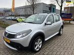 Dacia Sandero 1.6 Stepway - 1E EIGENAAR - AIRCO - APK 2027 !, Zwart, 4 cilinders, Bedrijf, Handgeschakeld