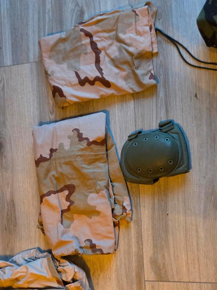 Leger spullen te koop, Verzamelen, Militaria | Algemeen, Landmacht, Kleding of Schoenen, Nederland, Ophalen