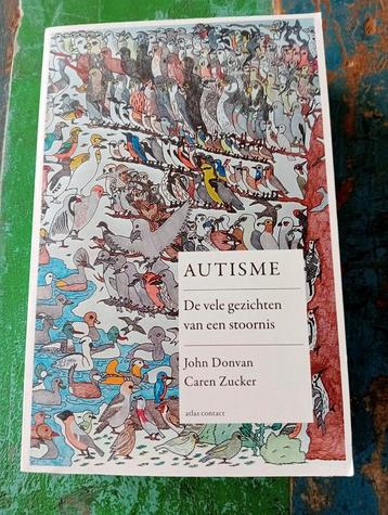Boek AUTISME De Vele Gezichten van een Stoornis beschikbaar voor biedingen