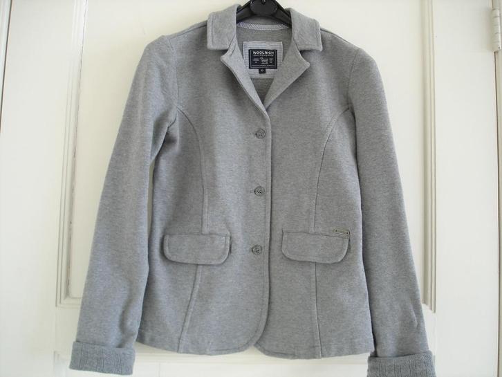 Woolrich blazer jasje maat 10 grijs, Kinderen en Baby's, Kinderkleding | Maat 158, Zo goed als nieuw, Meisje, Jas, Ophalen