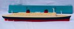 Dinky Supertoys no. 870 Paquebot “Le Havre / New York”, Ophalen of Verzenden, Gebruikt, 1:200 of kleiner, Overige merken