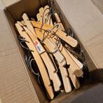 60 Houten Kledinghangers Kind - HEMA (als nieuw), Kleding | Dames, Ophalen of Verzenden, Zo goed als nieuw, Hout, Kinderen