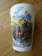 gelegenheidsbeker Nederland 150 jaar onafhankelijk, Ophalen of Verzenden, Zo goed als nieuw, Nederland, Servies