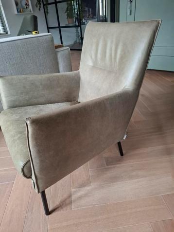 Leuke, hippe, groene leren fauteuil  beschikbaar voor biedingen