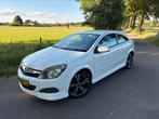 Opel Astra 1.6 16V GTC 85KW 2008 Wit / NEW APK, Voorwielaandrijving, 625 kg, Zwart, 4 cilinders