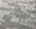 gratis tegels 30 x 20 cm ca. 18 m2, Tuin en Terras, Tegels en Klinkers, Ophalen, Zo goed als nieuw, 10 m² of meer, Beton