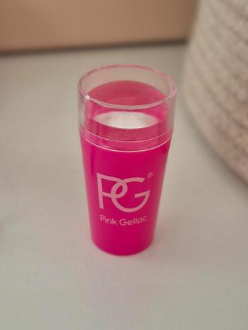 Pink Gellac accessoires (sommigen niet eens gebruikt) beschikbaar voor biedingen
