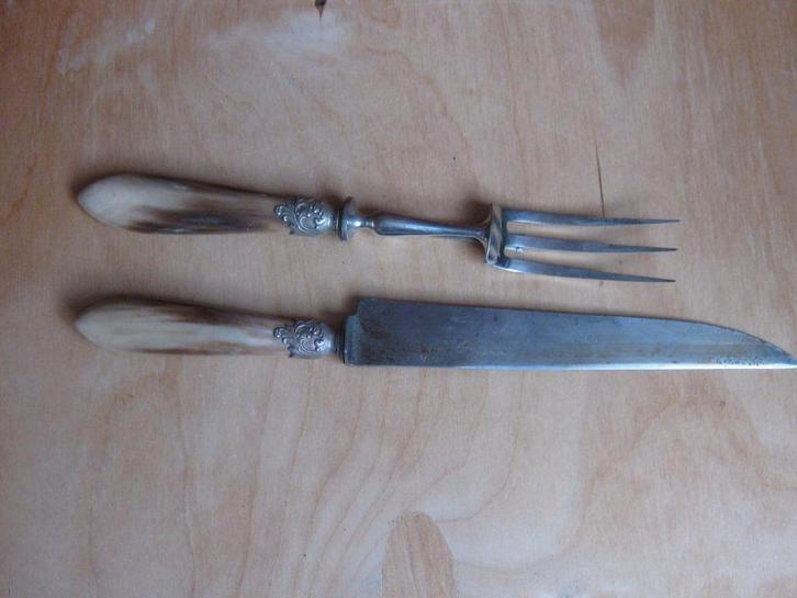 2 maal oud bestek, vlees en salade hertengewei, Antiek en Kunst, Curiosa en Brocante, Verzenden