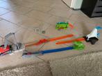Hot wheels setjes en zuru setje ( krokodil), Kinderen en Baby's, Overige Kinderen en Baby's, Ophalen of Verzenden, Gebruikt