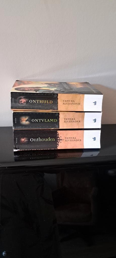 Trilogie: Tamera Alexander - Onthuld, ontvlamd, onthouden, Boeken, Literatuur, Nieuw, Nederland, Ophalen of Verzenden