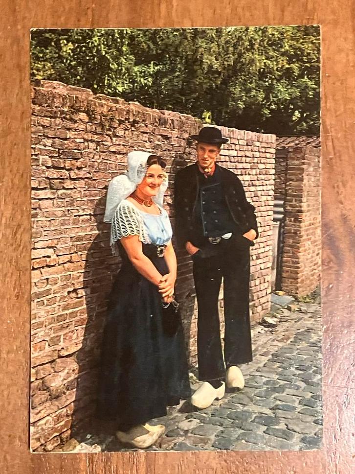 Oude ansichtkaart klederdracht Zeeland 1974, Verzamelen, Ansichtkaarten | Nederland, Gelopen, Zeeland, 1960 tot 1980, Ophalen of Verzenden