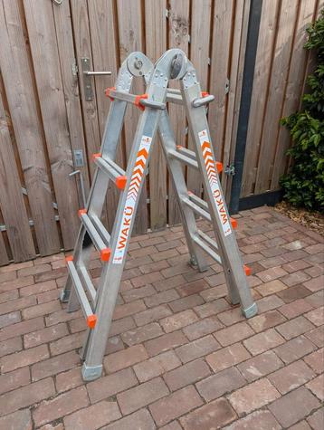 WAKU/4x4/TELESCOPISCHE TRAP/LADDER/TRAP/VOUWLADDER  beschikbaar voor biedingen