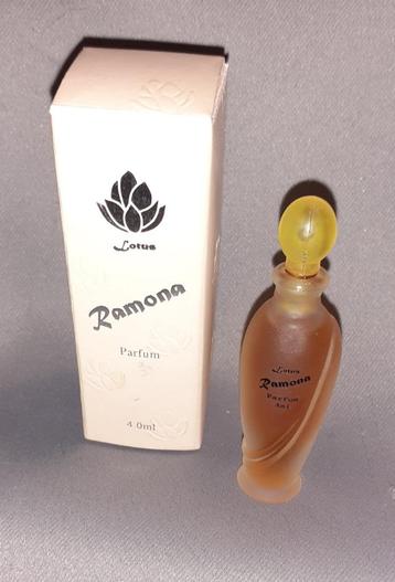 Volle parfum mini - Lotus Ramona Met doosje beschikbaar voor biedingen