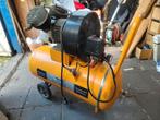 Compressor  Mecha Concorde 2 cilinder 220v, Doe-het-zelf en Verbouw, Compressors, Ophalen, Gebruikt, 6 tot 10 bar, 25 tot 100 liter