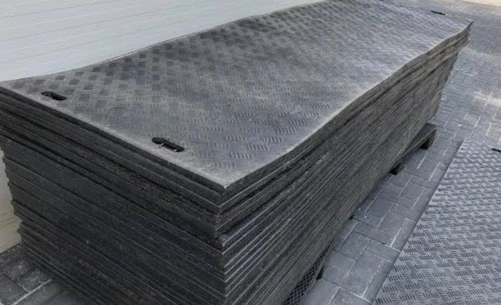 Kunstof Rijplaten te huur, Tuin en Terras, Terrasdelen en Vlonders, Zo goed als nieuw, Kunststof, Ophalen of Verzenden