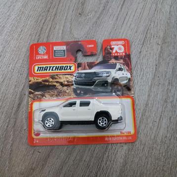 matchbox 2010 toyota hilux beschikbaar voor biedingen