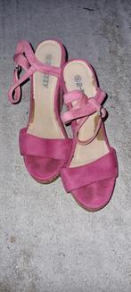 Leuke roze sandalen kurken sleehak 40, Gedragen, Ophalen of Verzenden, Roze