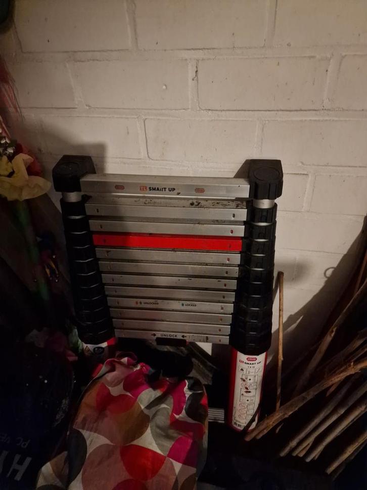 Altrex Smart Up Go Ladder - 13 Treden, Doe-het-zelf en Verbouw, Ladders en Trappen, Gebruikt, Ladder, 2 tot 4 meter, Opvouwbaar of Inschuifbaar