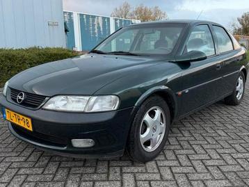Opel Vectra AUTOMAAT UNIEK! 126.408KM! Onderhouden NAP! beschikbaar voor biedingen