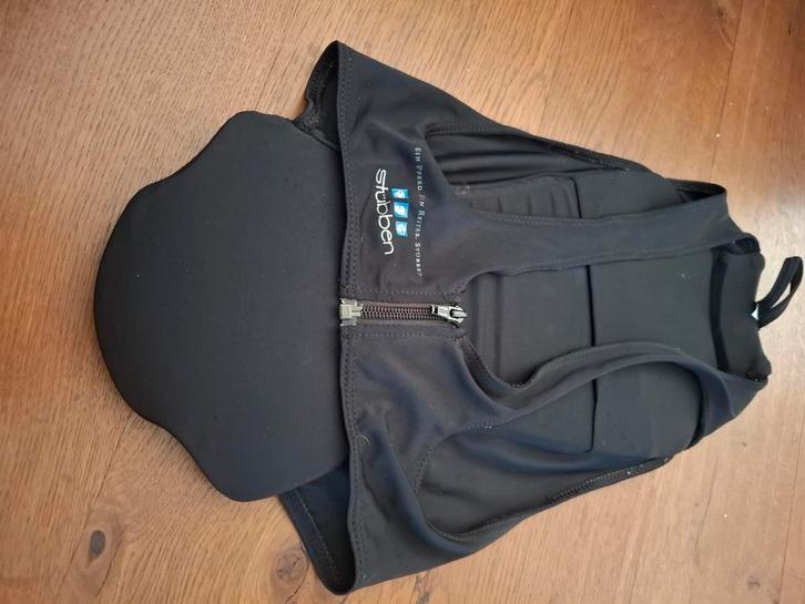 Stubben rugprotectors jas singel freedom 125 cm zadel, Dieren en Toebehoren, Paardrijkleding, Zo goed als nieuw, Ophalen of Verzenden