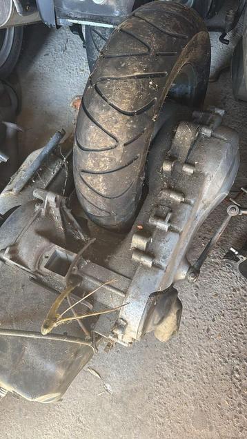 Typhoon 125cc blok incl passende uitlaat. beschikbaar voor biedingen