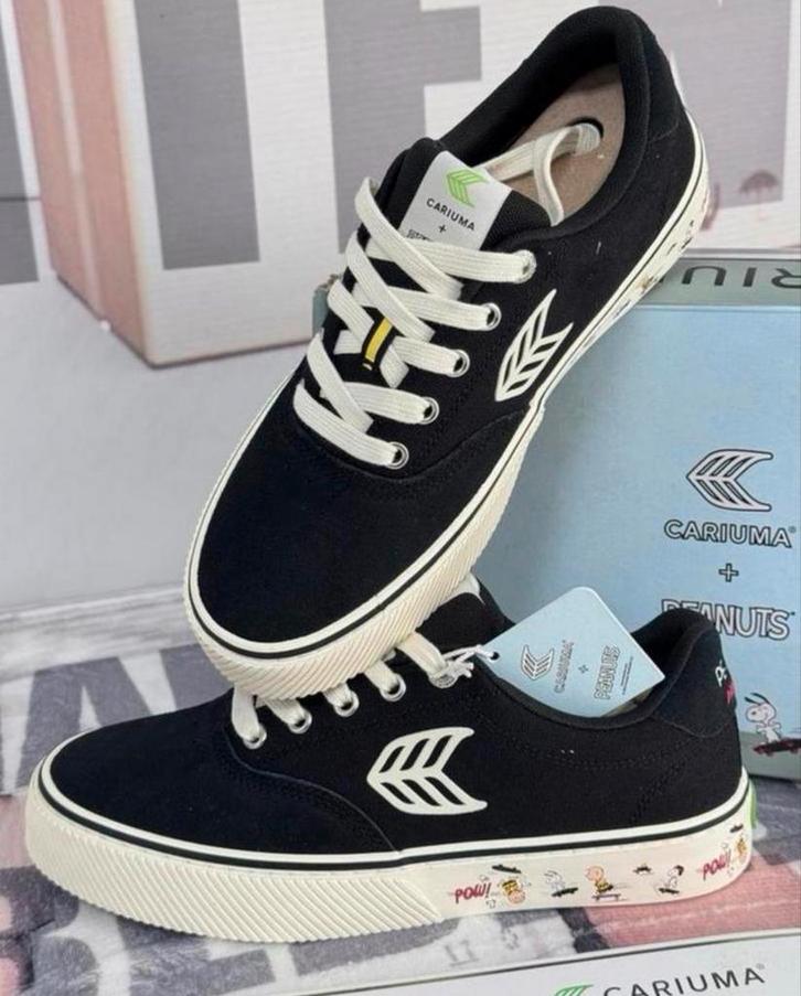 Cariuma peanuts pro snoopy Skate black suede canvas ivory 39, Kleding | Dames, Schoenen, Nieuw, Sneakers of Gympen, Zwart, Ophalen of Verzenden