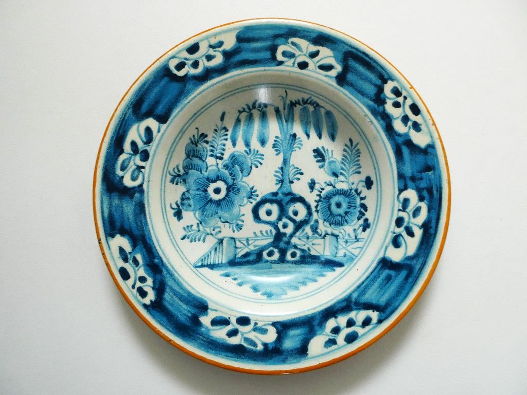 1 antiek blikken bord armeluis Delfstblauw gemerkt met Delft, Antiek en Kunst, Curiosa en Brocante, Ophalen of Verzenden
