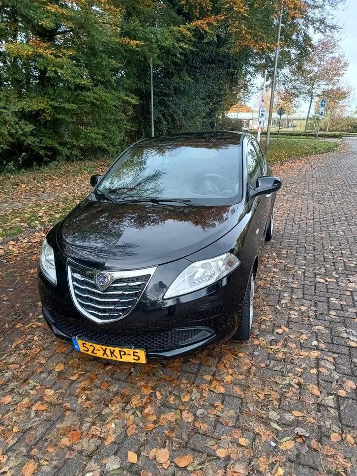 Lancia Ypsilon 0.9 Twinair 85PK Start&stop 2012 Zwart, Auto's, Lancia, Bedrijf, Ypsilon, Benzine, A, Hatchback, Handgeschakeld