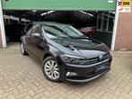 Volkswagen Polo 1.0 TSI DSG|ACC/PDC/CARPLAY-NAVI |, Auto's, Gebruikt, 95 pk, 1096 kg, Zwart