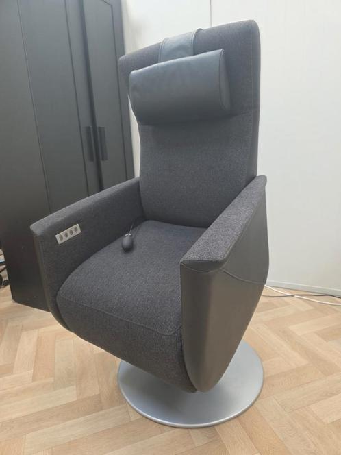 Prominent sta op stoel grijs/zwart small maat, Huis en Inrichting, Fauteuils, Zo goed als nieuw, Leer, Stof, 50 tot 75 cm, Minder dan 75 cm