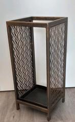Mooie design paraplubak van metaal. Cadeau-idee!, Huis en Inrichting, Woonaccessoires | Paraplubakken, Ophalen of Verzenden, Zo goed als nieuw