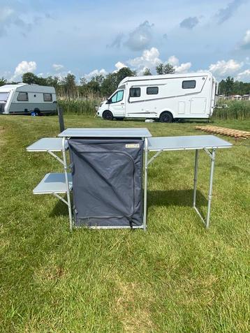Eurotrail camping keukenkastje met kooktoestel beschikbaar voor biedingen