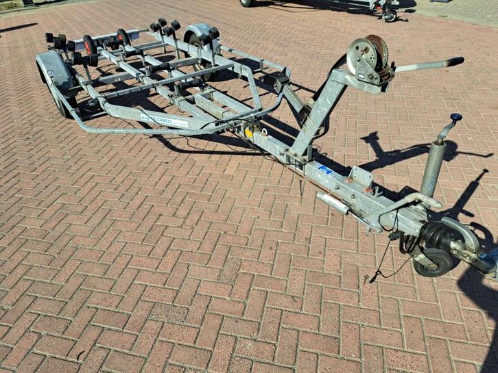 Freewheel 1300KG tot 5.7 boten, Watersport en Boten, Boottrailers, Gebruikt