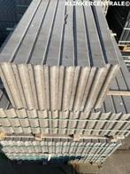 612 stuks grijs B-keus nieuwe betonbanden 6x30x100cm opsluit