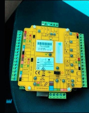 Paxton Net2 deurcontroller toegangscontrole beschikbaar voor biedingen