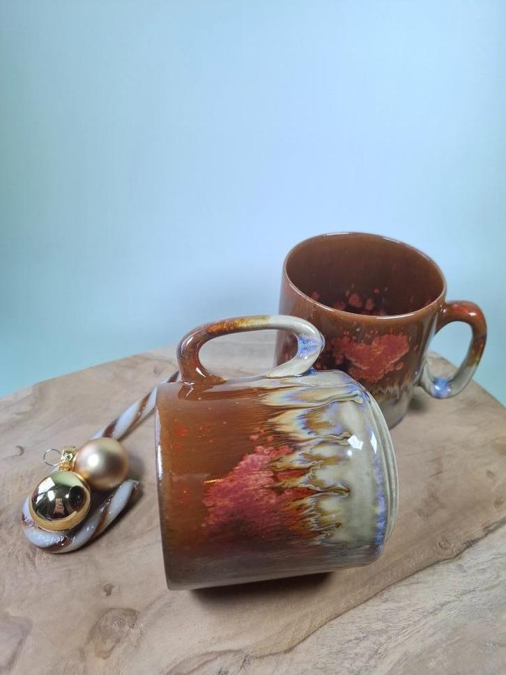 2 handgemaakte keramiek koffiebekers Copper Love, Huis en Inrichting, Keuken | Servies, Nieuw, Kop(pen) en/of Schotel(s), Overige stijlen