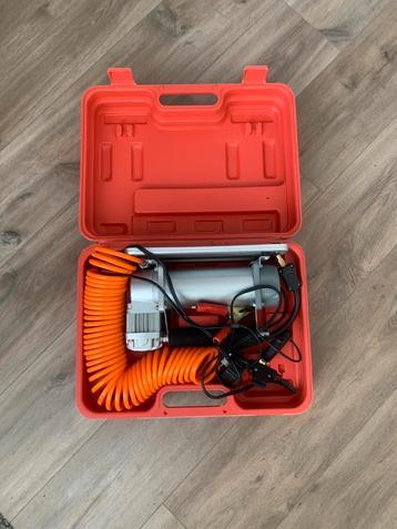 12v lucht pomp voor Karsten tent beschikbaar voor biedingen
