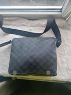 Lv messenger bag, Sieraden, Tassen en Uiterlijk, Tassen | Schoudertassen, Ophalen of Verzenden, Zwart