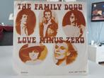 7" Single Family Dogg - Love Minus Zero / No Limit / This Un, Gebruikt, 7 inch, Single, Ophalen of Verzenden
