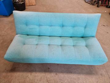Mooie slaapbank blauw turquoise 185x120 beschikbaar voor biedingen
