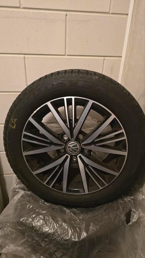 VW Golf 16 inch banden en velgen set 55/205 /16 inch, Auto-onderdelen, Banden en Velgen, Banden en Velgen, Zomerbanden, 16 inch