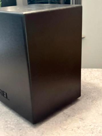 REL Quacke subwoofer beschikbaar voor biedingen