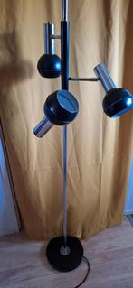 Vintage lamp Wilco zwart chroom, Huis en Inrichting, Lampen | Vloerlampen, Ophalen