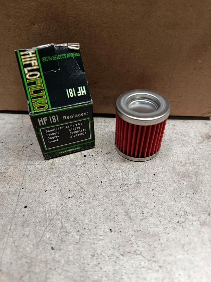 Hiflo Filtro HF181 Oliefilter Aprilia Piaggio Vespa, Fietsen en Brommers, Brommeronderdelen | Scooters, Nieuw, Overige merken